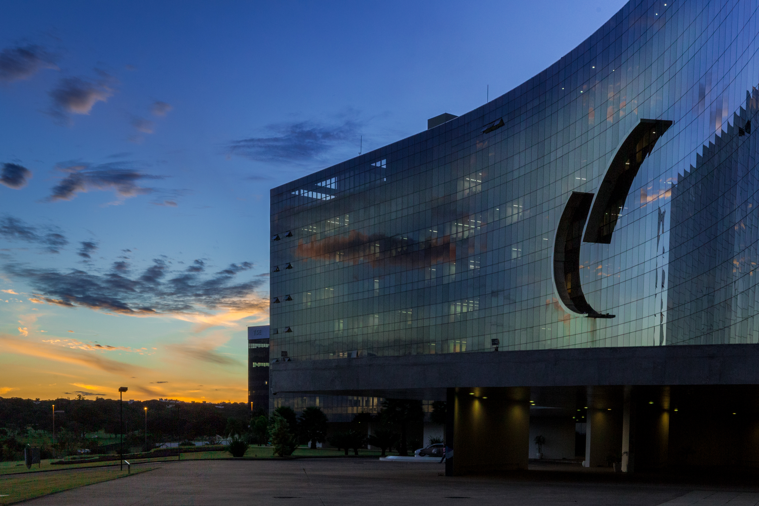 Iniciativa da Corregedoria Geral busca solucionar os 100 processos mais antigos da JT